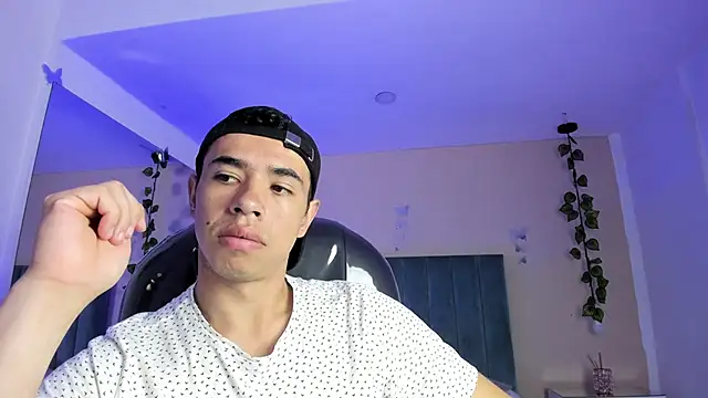 Muscle Scott online show from 03/02/26, 01:40