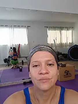 AngelinRedLatina online show from 05/07/26, 01:49