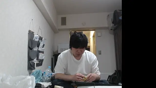 Snapshot of raterate555 chatting on 06/23/26, 11:41 raterate555 online show from 06/23/26, 11:41