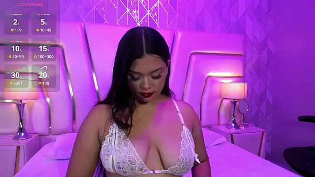 HatsaJones online show from 11/04/25, 03:49