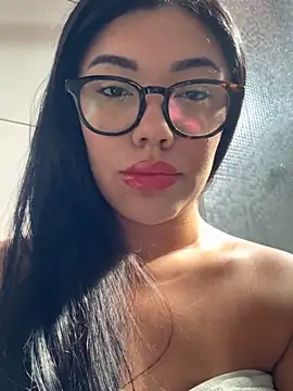 Snapshot of Alexa69xx chatting on 04/17/26, 05:38 Alexa69xx online show from 04/17/26, 05:38