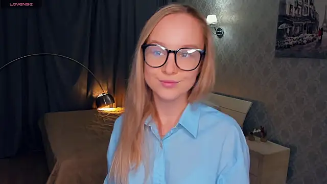 SoonMoor online show from 11/14/25, 06:17