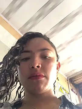 Paris 11 online show from 09/17/25, 02:41