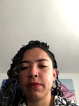 Paris 11 online show from 11/19/25, 02:39