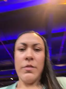 TiffanyyLam online show from 09/22/25, 06:43