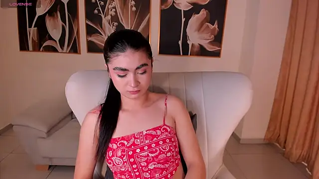 LucyWeiss  online show from 10/31/25, 10:55