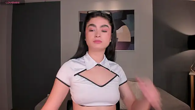 LucyWeiss  online show from 11/30/25, 08:24