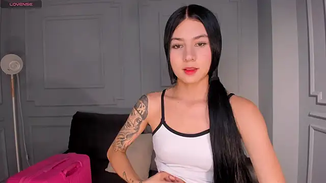 LaurentConnor online show from 10/28/25, 03:43