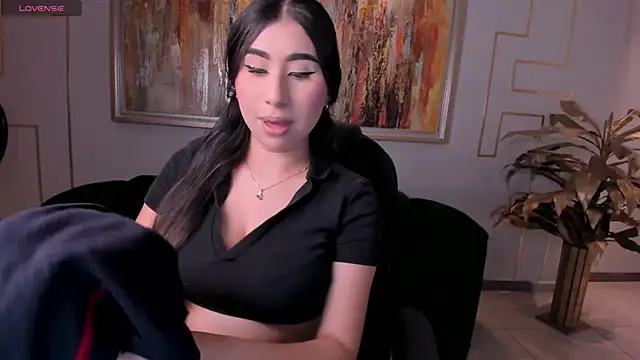 MayaMoretti  online show from 11/20/25, 04:12