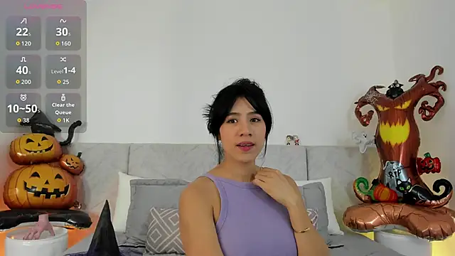 GinebraBrown online show from 10/16/25, 06:42