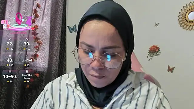 Snapshot of dalila_kemur chatting on 02/26/26, 08:30 dalila kemur online show from 02/26/26, 08:30