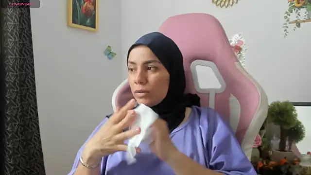 Snapshot of dalila_kemur chatting on 03/26/26, 07:30 dalila kemur online show from 03/26/26, 07:30