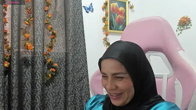 Snapshot of dalila_kemur chatting on 04/16/26, 09:39 dalila kemur online show from 04/16/26, 09:39