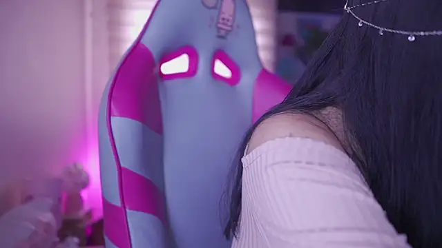 Rebecah 1 online show from 03/05/26, 03:52