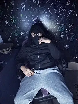 johnboones10 online show from 12/16/25, 06:24