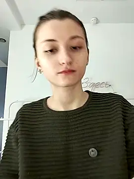 Snapshot of LillySvon chatting on 04/07/26, 03:34 LillySvon online show from 04/07/26, 03:34