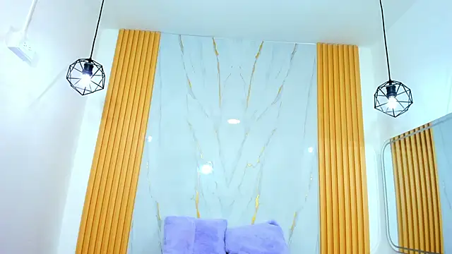 Snapshot of LexaLust chatting on 10/04/25, 11:08 LexaLust online show from 10/04/25, 11:08