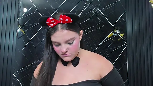 Snapshot of LexaLust chatting on 10/07/25, 11:18 LexaLust online show from 10/07/25, 11:18