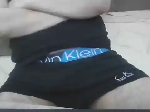 Snapshot of modelboy01 chatting on 09/24/25, 09:40 modelboy01 online show from 09/24/25, 09:40