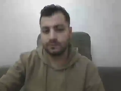 Snapshot of modelboy01 chatting on 10/13/25, 01:44 modelboy01 online show from 10/13/25, 01:44