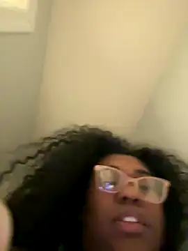 bunbun420247 online show from 12/13/25, 11:21