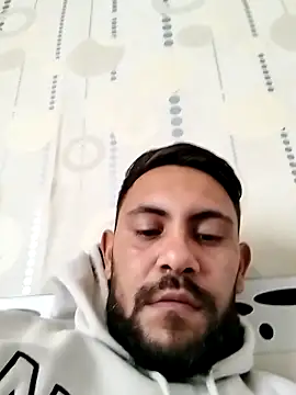 couplebest1 online show from 09/12/25, 08:14