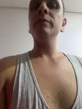 Snapshot of KianxxTeach chatting on 02/19/26, 01:23 KianxxTeach online show from 02/19/26, 01:23