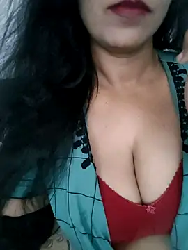 Deepa Sharma143 online show from 04/24/26, 02:03