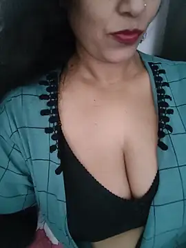 Deepa Sharma143 online show from 06/20/26, 02:03