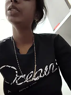 Hot-Soniya2 online show from 11/12/25, 07:13