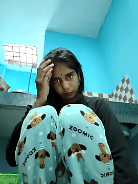 Hot-Soniya2 online show from 11/15/25, 01:25