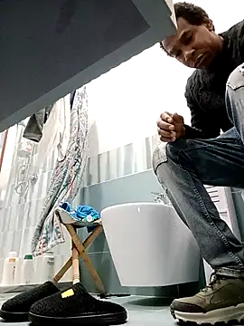 Snapshot of estrogeni chatting on 01/10/26, 09:30 estrogeni online show from 01/10/26, 09:30