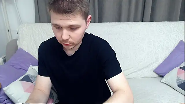 Snapshot of wizard_69 chatting on 09/11/25, 04:07 wizard 69 online show from 09/11/25, 04:07