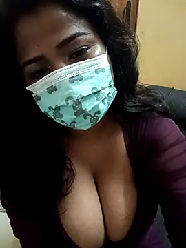 Snapshot of HAANNIAA chatting on 10/19/25, 05:46 HAANNIAA online show from 10/19/25, 05:46