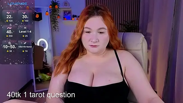 laura palmerr online show from 11/08/25, 02:34