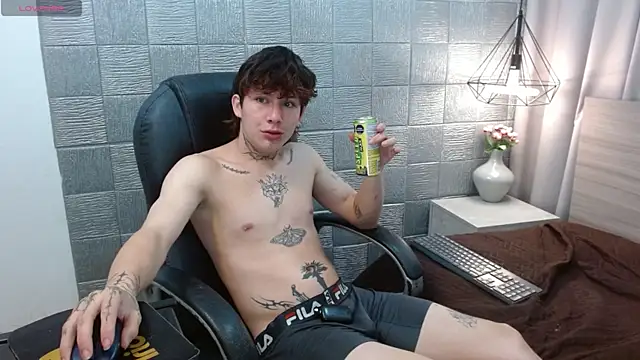 Iantwink18 online show from 09/23/25, 09:12