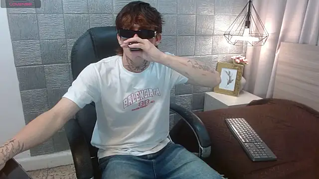 Iantwink18 online show from 09/24/25, 03:04