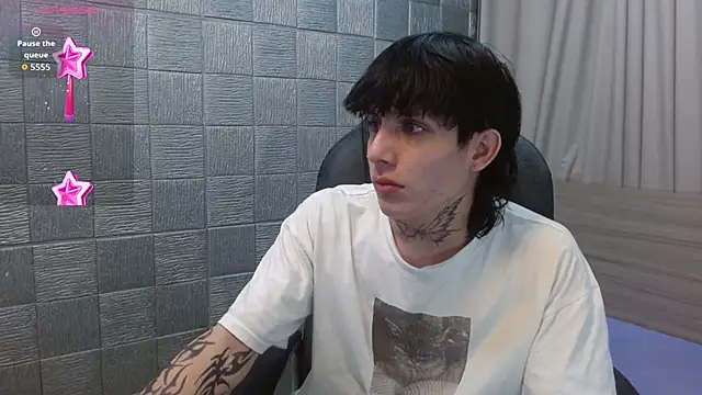 Iantwink18 online show from 12/04/25, 07:55