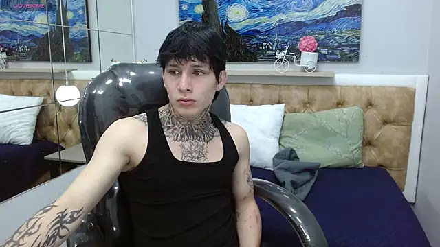 Iantwink18 online show from 01/05/26, 09:29