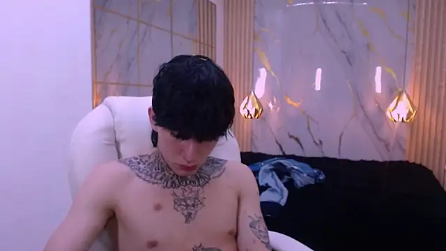 Iantwink18 online show from 03/10/26, 04:06