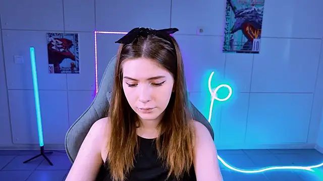 AliceCUNTach online show from 09/12/25, 05:07