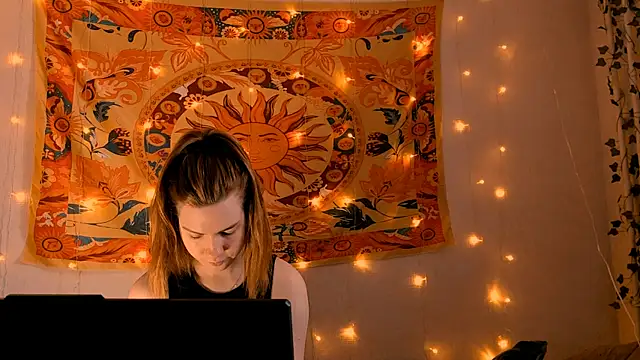 Snapshot of AliceCUNTach chatting on 04/18/26, 05:11 AliceCUNTach online show from 04/18/26, 05:11