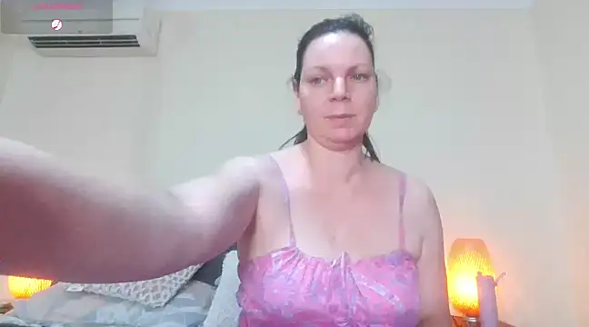 aussiepeaches online show from 03/06/25, 11:25