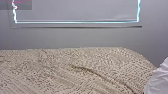 aussiepeaches online show from 06/05/26, 01:34