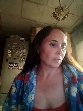 Snapshot of MerelinMILf chatting on 10/18/25, 02:51 MerelinMILf online show from 10/18/25, 02:51