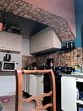 Snapshot of El_Andres_1 chatting on 11/24/25, 04:34 El Andres 1 online show from 11/24/25, 04:34