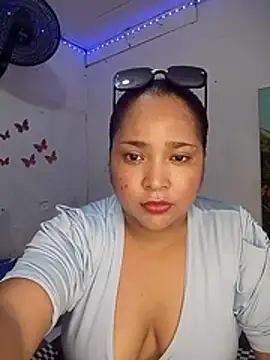 Angelly ricura online show from 04/06/26, 06:42