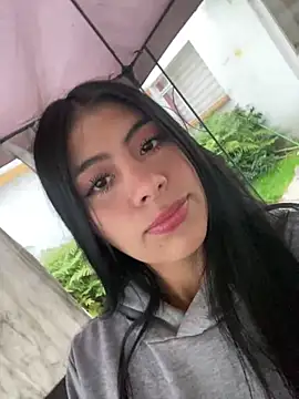 Adele Pinkk online show from 12/16/25, 11:15