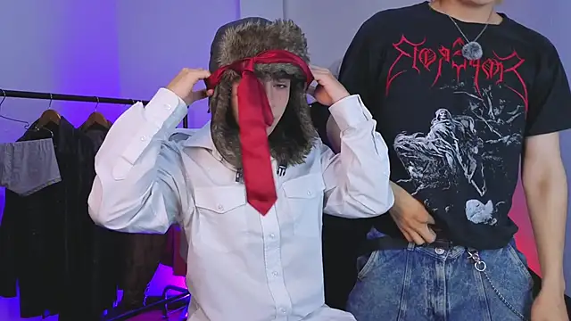 Snapshot of Vamps_Lovers chatting on 09/13/25, 12:38 Vamps Lovers online show from 09/13/25, 12:38