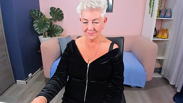 HotandMature online show from 11/07/25, 08:47